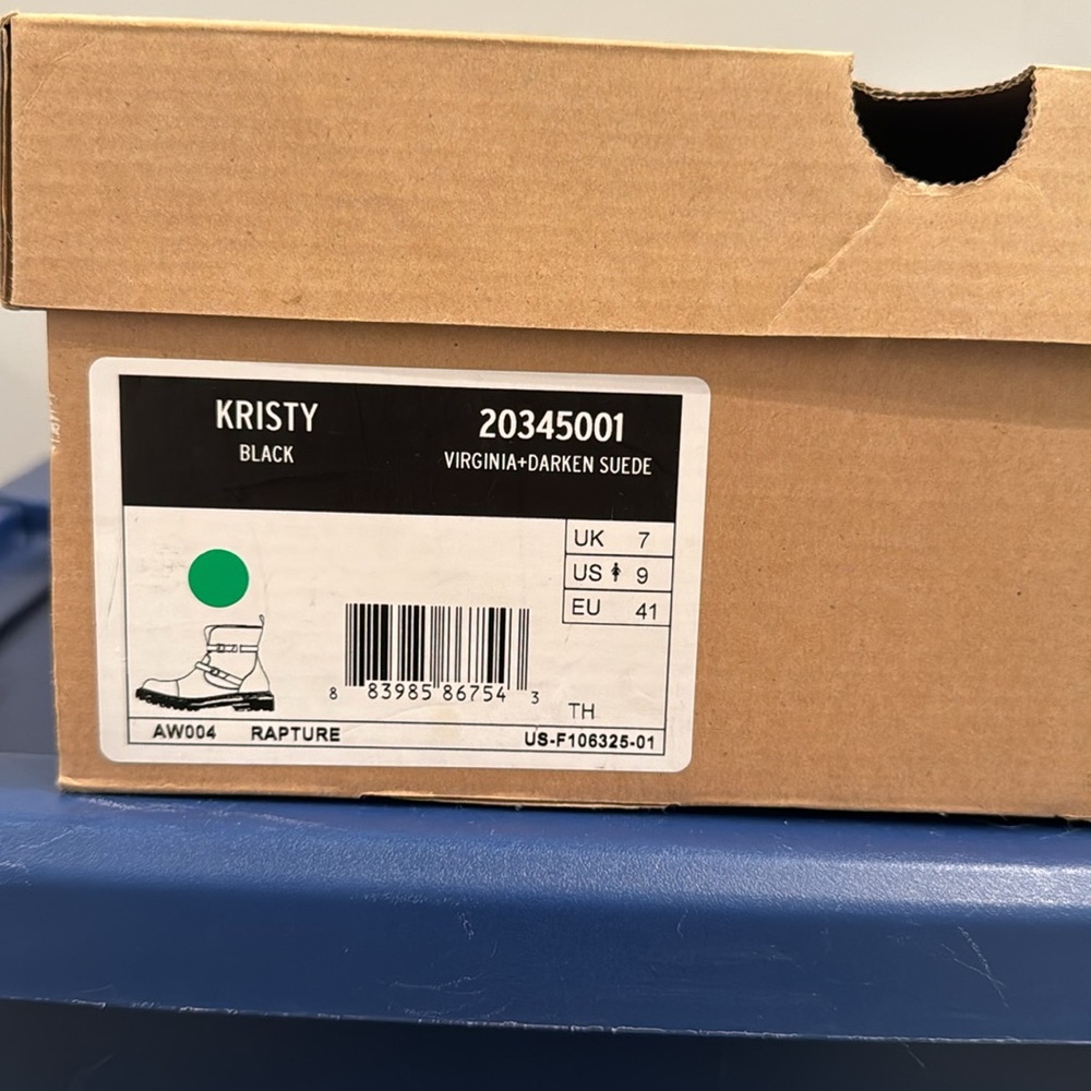 Dr. Martens Boots - Picture 5 of 5